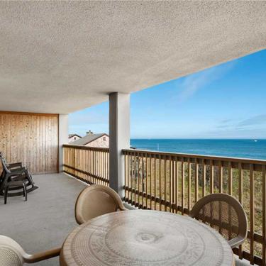 Heron Cove 302N