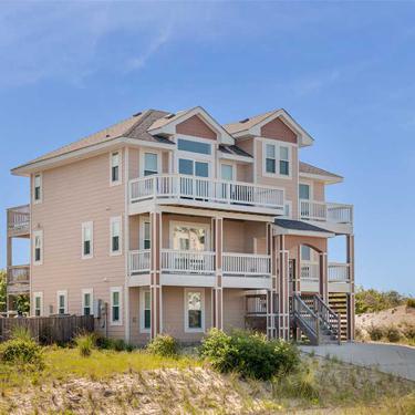 Between Sound & Sea Between Sound & Sea